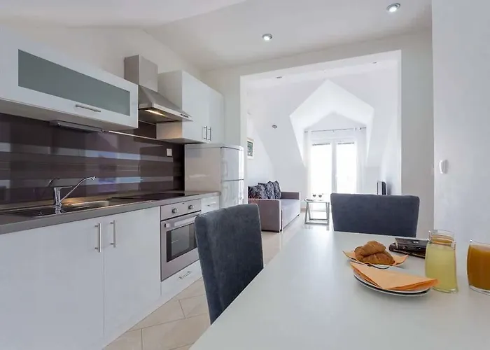 Kutlic Apartamento *