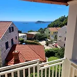 Kutlic Apartamento *