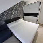 Kutlic Apartamento *